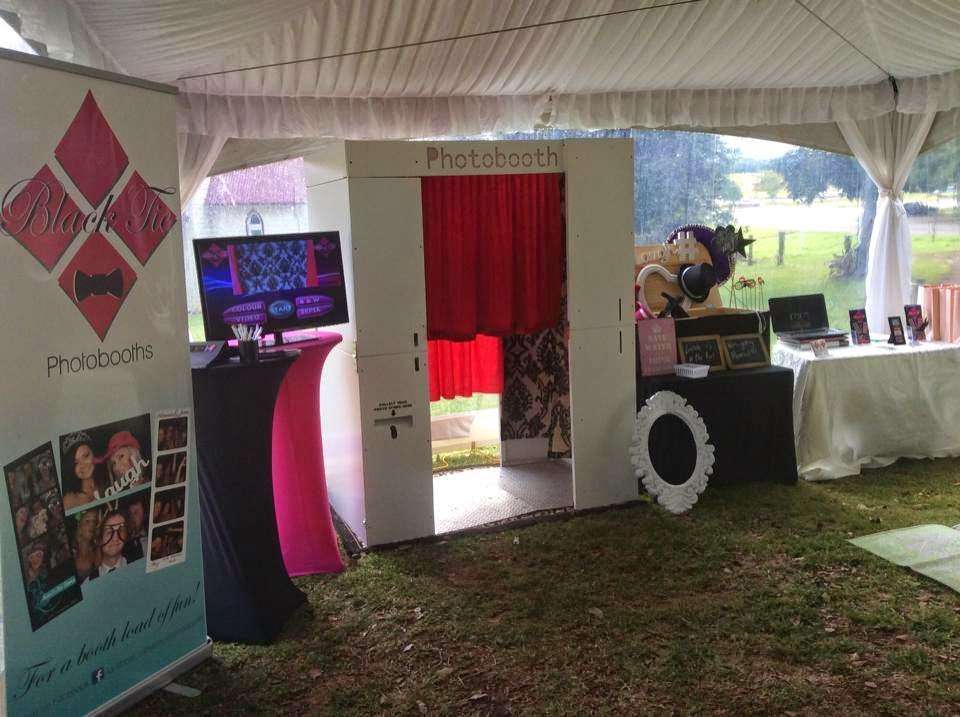 Black Tie Photobooths | 17 Peter St, East Lismore NSW 2480, Australia | Phone: 0430 216 600