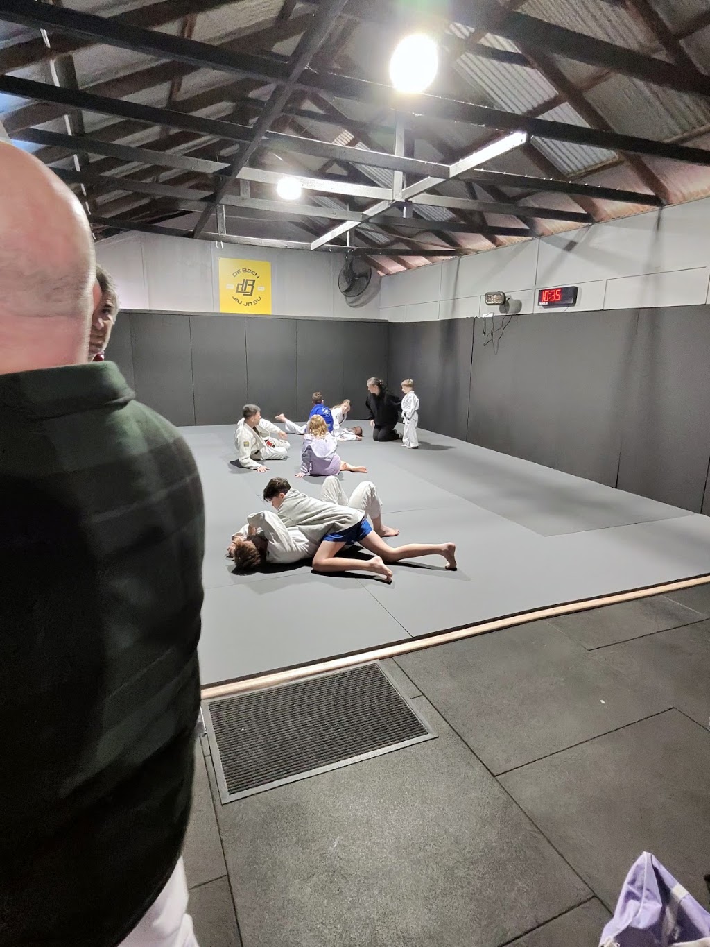 Debeen jiu jitsu Mansfield | 8 Nolan St, Mansfield VIC 3722, Australia | Phone: 0405 516 025