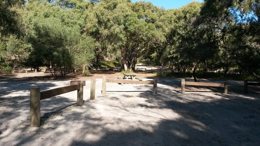 Waddy Point Top Campground | campground | Orchid Beach Rd, Fraser Island QLD 4581, Australia