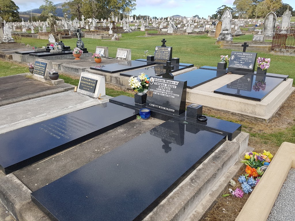 Tenterfield Cemetery | LOT 7046 Western St, Tenterfield NSW 2372, Australia | Phone: (02) 6736 6000