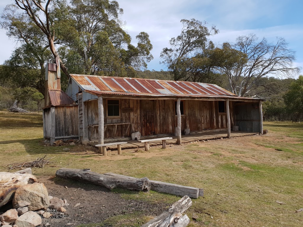 Oldfields Hut Camping Ground | lodging | Murray Gap Trail, Cooleman NSW 2611, Australia