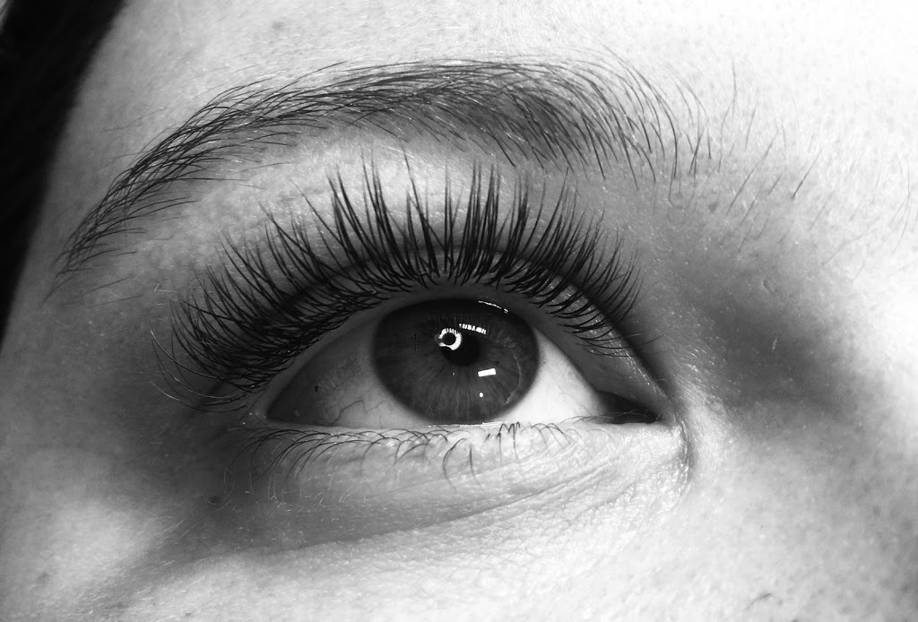 Lucy Lash & Brow artistry | 58 Watcombe St, Wavell Heights QLD 4012, Australia | Phone: 0449 179 887