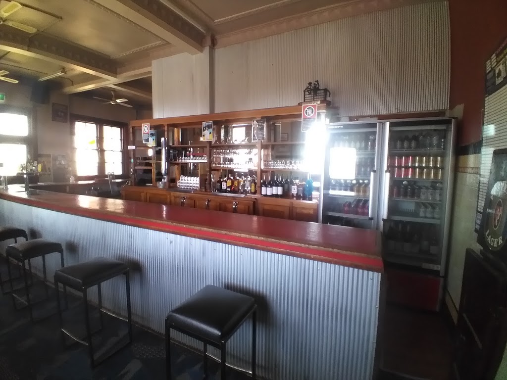 Rusty Horse Hotel | 27 Railway St, Bribbaree NSW 2594, Australia | Phone: (02) 6383 2214