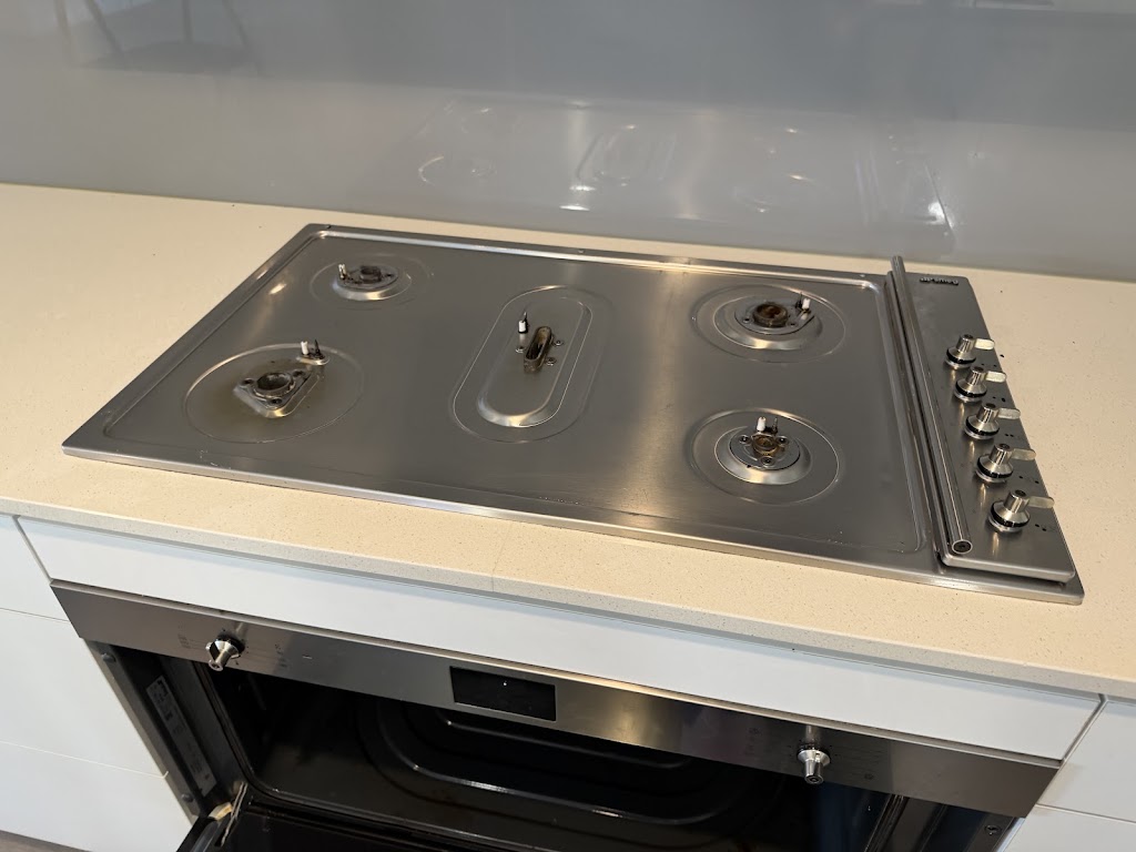 Dylan Josh Cleaning Services | 62 Fenway Bvd, Clyde North VIC 3978, Australia | Phone: 0470 633 785