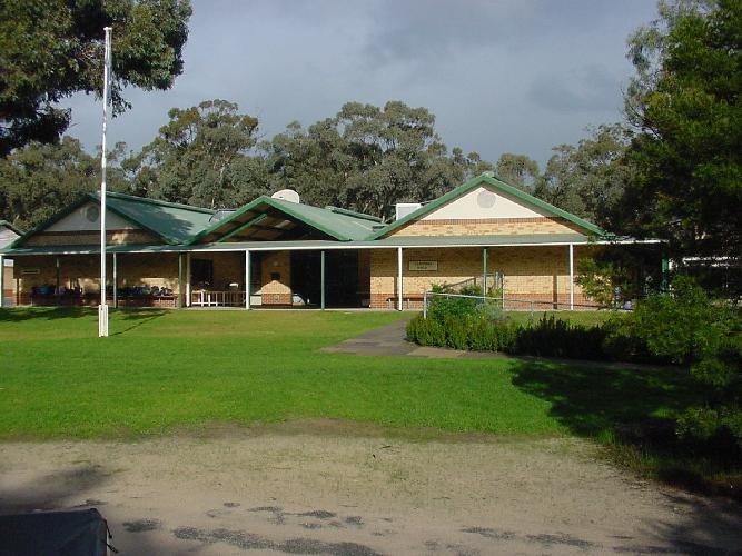 Bakers Hill Primary School | school | 33 St George St, Bakers Hill WA 6562, Australia | 0895741411 OR +61 8 9574 1411