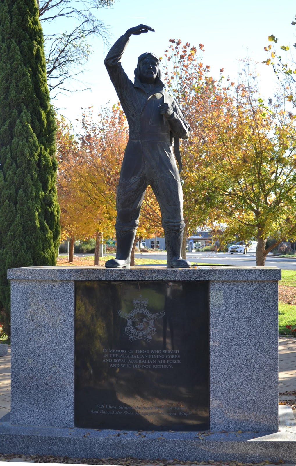 Air Force monument | park | Alan Mathews Dr, Mildura VIC 3500, Australia