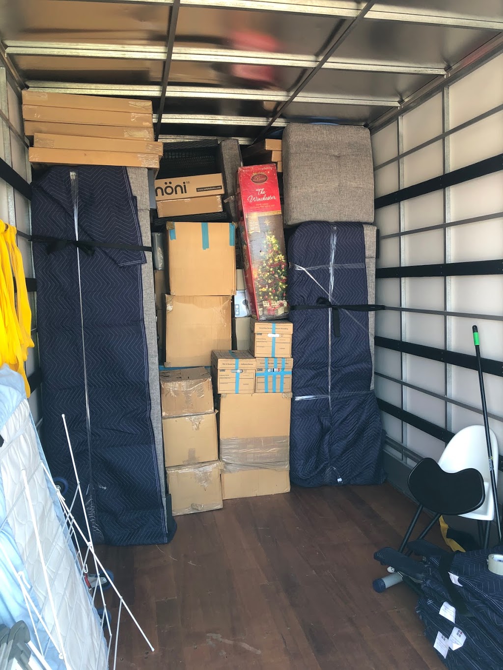 JD Movers | moving company | 18 Camira St, Malvern East VIC 3145, Australia | 0406186825 OR +61 406 186 825