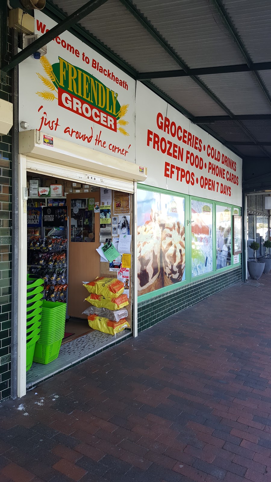 Blackheath Friendly Grocer | 14-16 Govetts Leap Rd, Blackheath NSW 2785, Australia | Phone: (02) 4787 8477