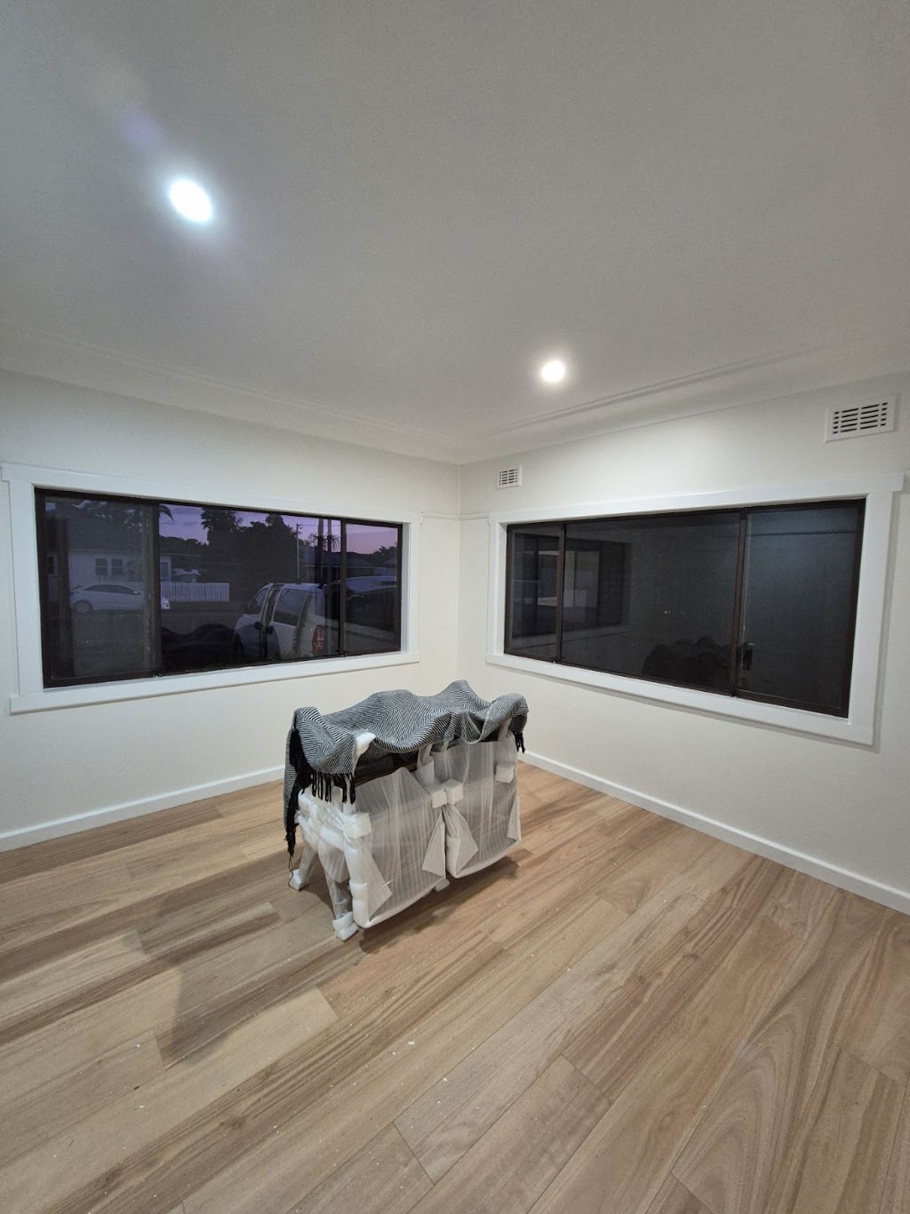 Wonderful Painting by DJ | Central Coast Painter | 7a Morley Ave, Bateau Bay NSW 2261, Australia | Phone: 0435 051 133