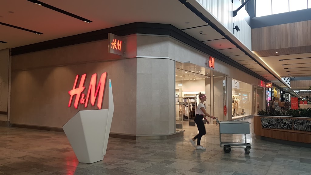 H&M | clothing store | Westfield Coomera, 103 Foxwell Rd, Coomera QLD 4209, Australia | 1800828002 OR +61 1800 828 002