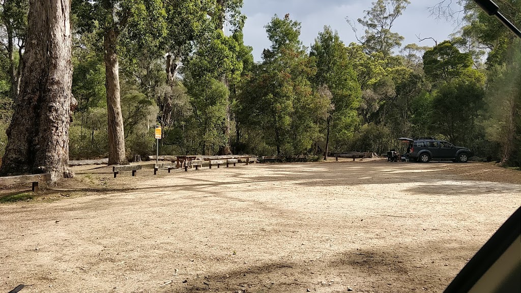 Log Crossing Picnic Area | campground | Uncle Rd, Kalimna West VIC 3909, Australia