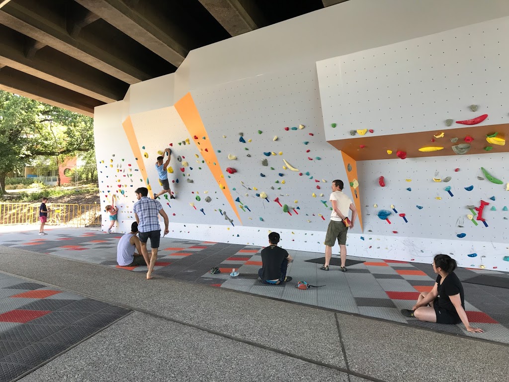 Hopkins Bridge Boulder Wall | gym | Maribyrnong River Trail, Footscray VIC 3011, Australia