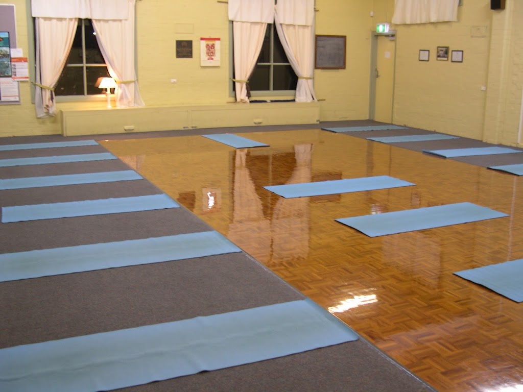 Yoga in Daily Life Ivanhoe | school | Senior Citizens Hall, 14 Ivanhoe Parade, Ivanhoe VIC 3079, Australia | 0394270977 OR +61 3 9427 0977