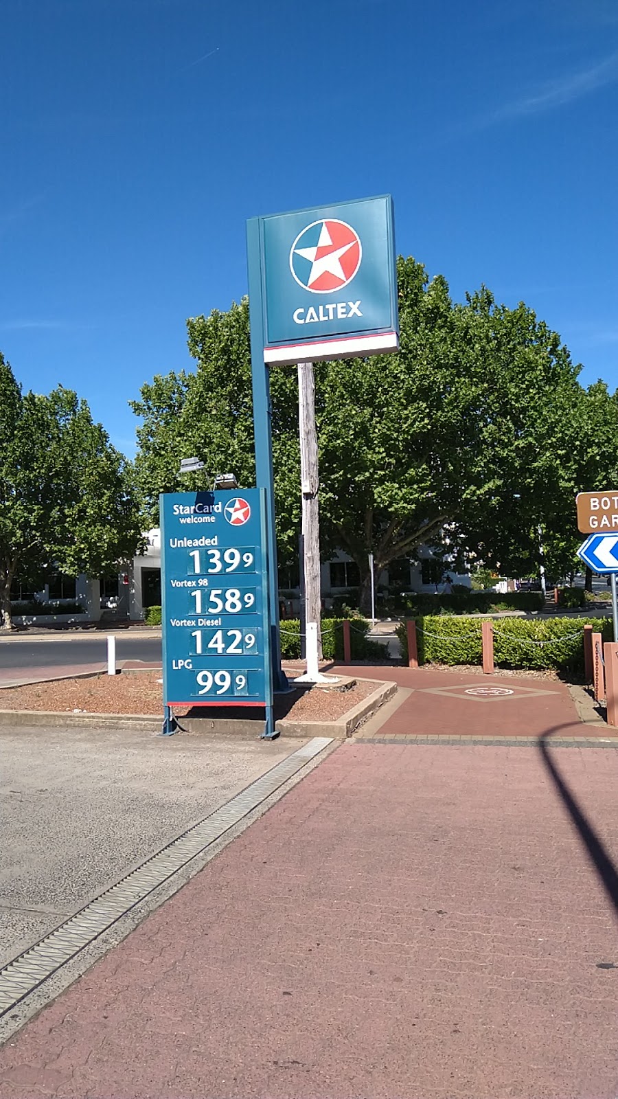 Caltex Orange | gas station | 70-74 Summer St, Orange NSW 2800, Australia | 0263690280 OR +61 2 6369 0280