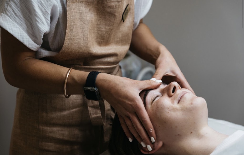 Studio Canvas | 23 Harold St, Wendouree VIC 3355, Australia | Phone: (03) 4373 2580