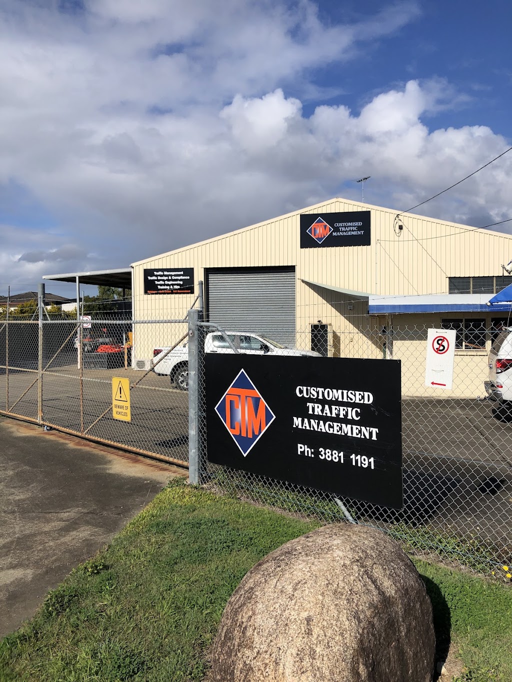 AVADA traffic control | 312 Stapylton Jacobs Well Rd, Stapylton QLD 4207, Australia | Phone: 1300 282 328