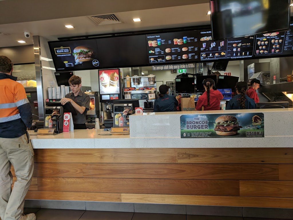 McDonalds Oxley | cafe | 2098 Ipswich Rd, Oxley QLD 4075, Australia | 0732782099 OR +61 7 3278 2099