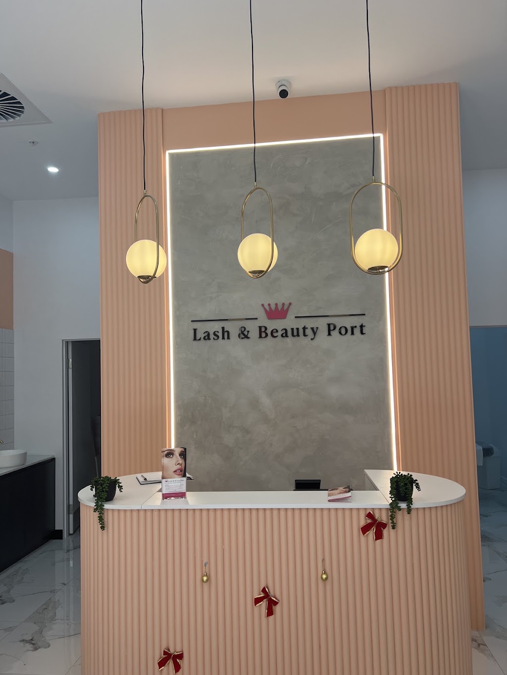 Lash & Beauty Port | Centre, 590 Bridge Inn Rd, Mernda VIC 3754, Australia | Phone: 0449 646 675