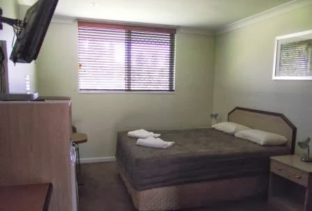 Clansman Motel | 9981 New England Hwy, Glen Innes NSW 2370, Australia | Phone: (02) 6732 2044