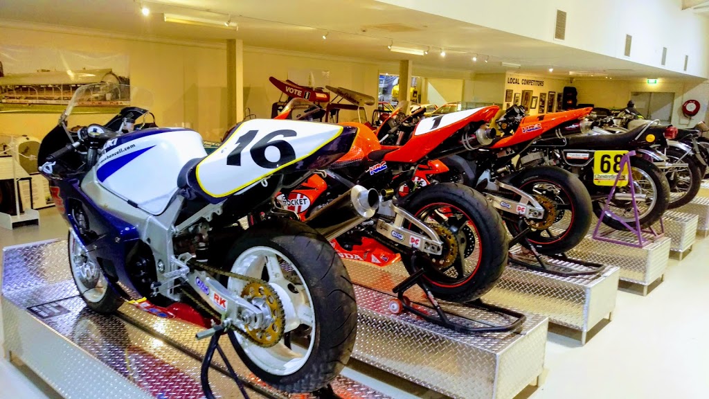 National Motor Racing Museum | museum | 400 Panorama Ave, Bathurst NSW 2795, Australia | 0263321872 OR +61 2 6332 1872