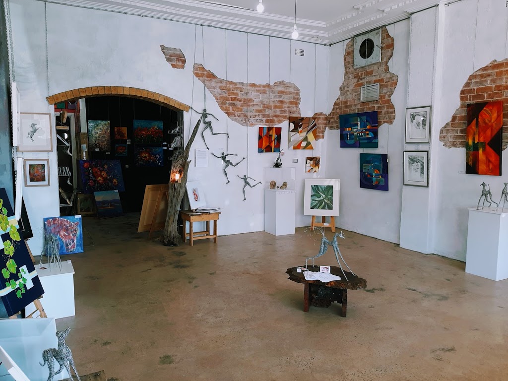 Splatter Gallery & Art Studio | art gallery | 192 Main St, West Wyalong NSW 2671, Australia | 0458424225 OR +61 458 424 225