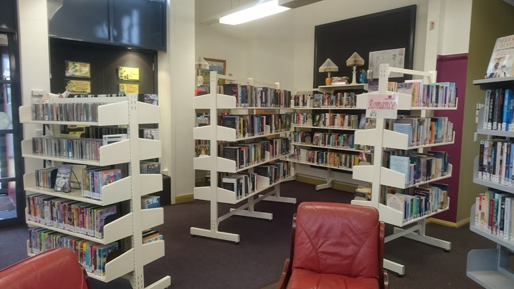 Sheffield Library | library | 12 Henry St, Sheffield TAS 7306, Australia | 0364911533 OR +61 3 6491 1533