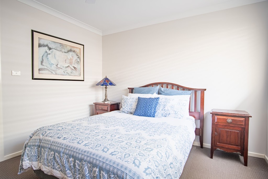 Murcott Parkside Retreat - Caddens | 66 Murcott Terrace, Caddens NSW 2747, Australia | Phone: 0410 472 843