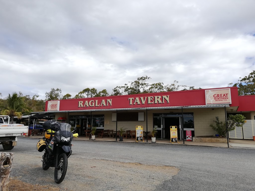 Raglan Tavern | 55739 Bruce Hwy, Raglan QLD 4697, Australia | Phone: (07) 4934 6558