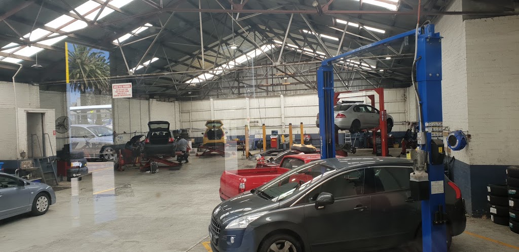 JAX Tyres Essendon | 1009 Mt Alexander Rd, Essendon VIC 3040, Australia | Phone: (03) 9351 5756