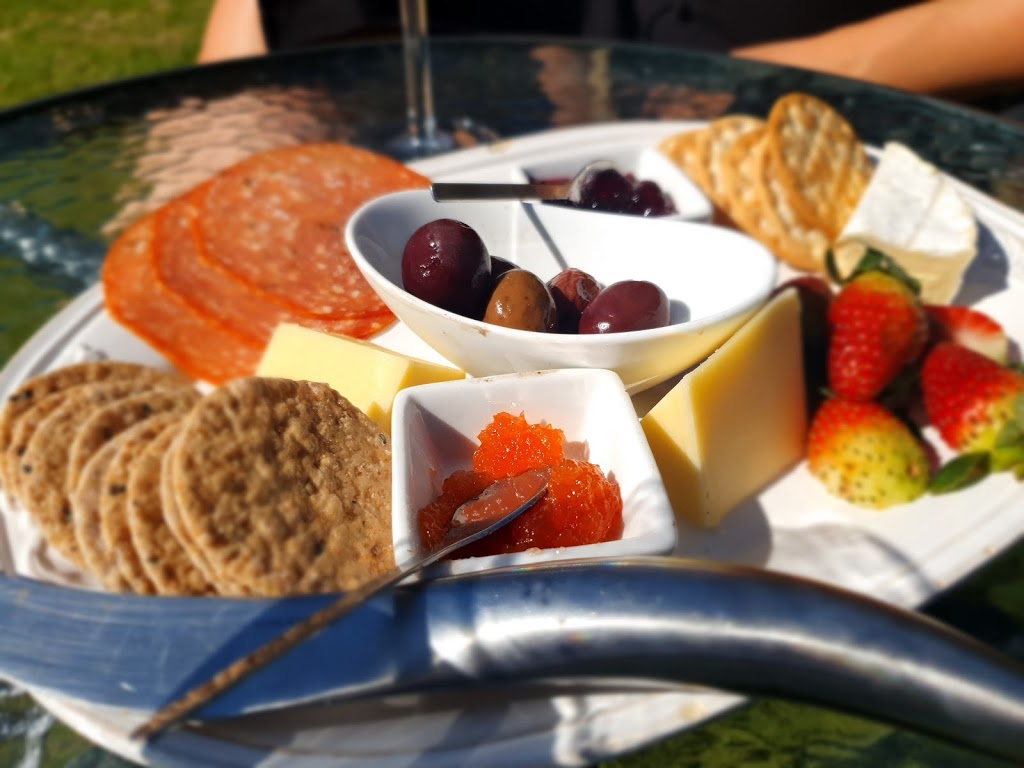 Faulls Ridge Wine | 611 The Bucketts Way, Tugrabakh NSW 2422, Australia | Phone: 0409 121 304