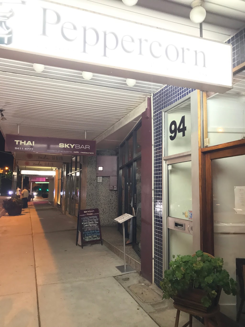 Peppercorn bistro | restaurant | 94 Pacific Hwy, Roseville NSW 2069, Australia | 0299047004 OR +61 2 9904 7004