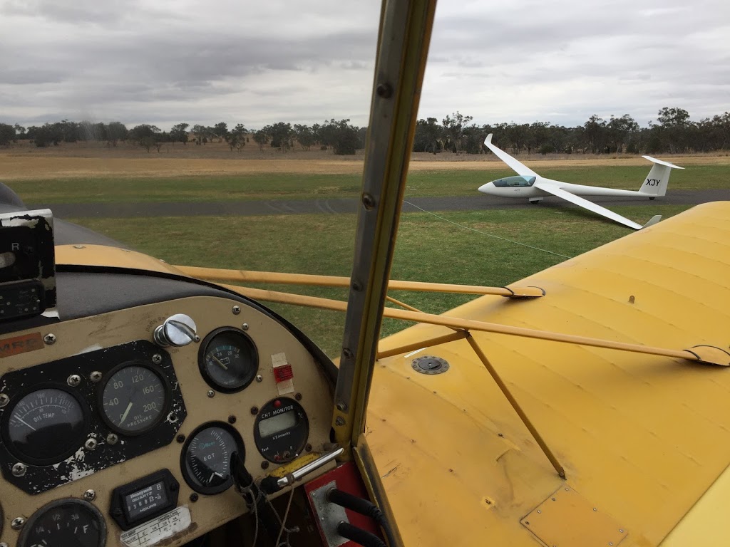 Lake Keepit Soaring Club, Glider Pilot Training Australia | 234 Keepit Dam Rd, Keepit NSW 2340, Australia | Phone: (02) 6769 7514