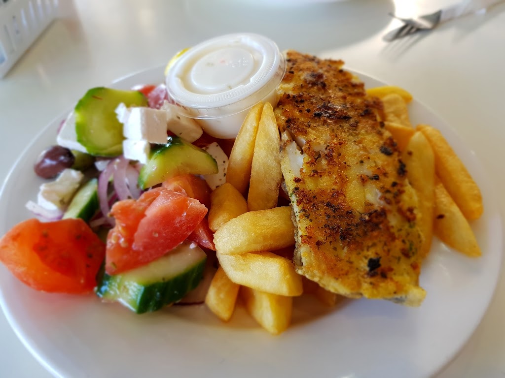 3 Fish Cafe | cafe | 13 Clyde St, Batemans Bay NSW 2536, Australia | 0244727660 OR +61 2 4472 7660