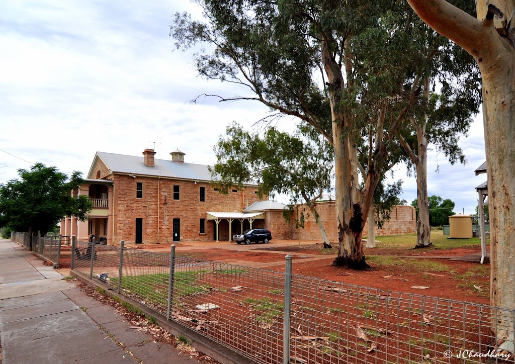 Wilcannia Local Court | courthouse | 89 Reid St, Wilcannia NSW 2836, Australia | 0880915030 OR +61 8 8091 5030