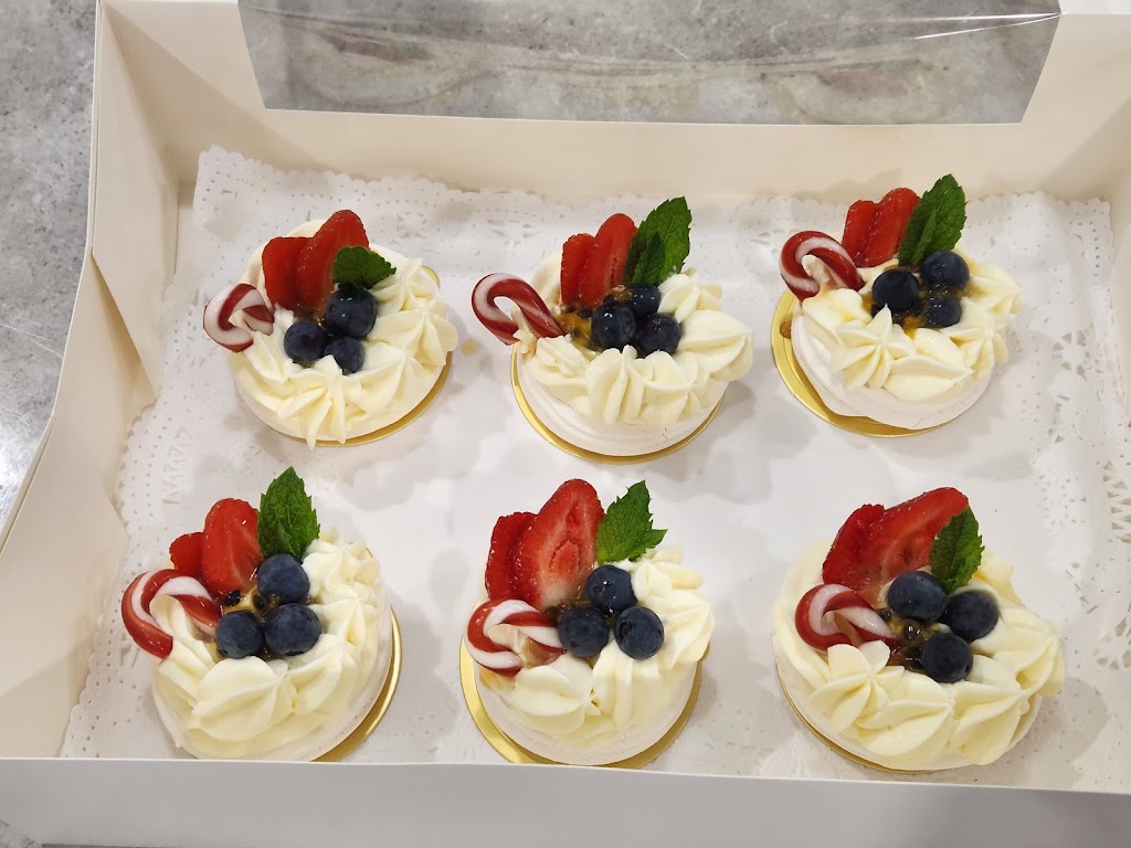 Beccalicious Desserts & Creations | 16 Freeman St, Colyton NSW 2760, Australia | Phone: 0410 651 493