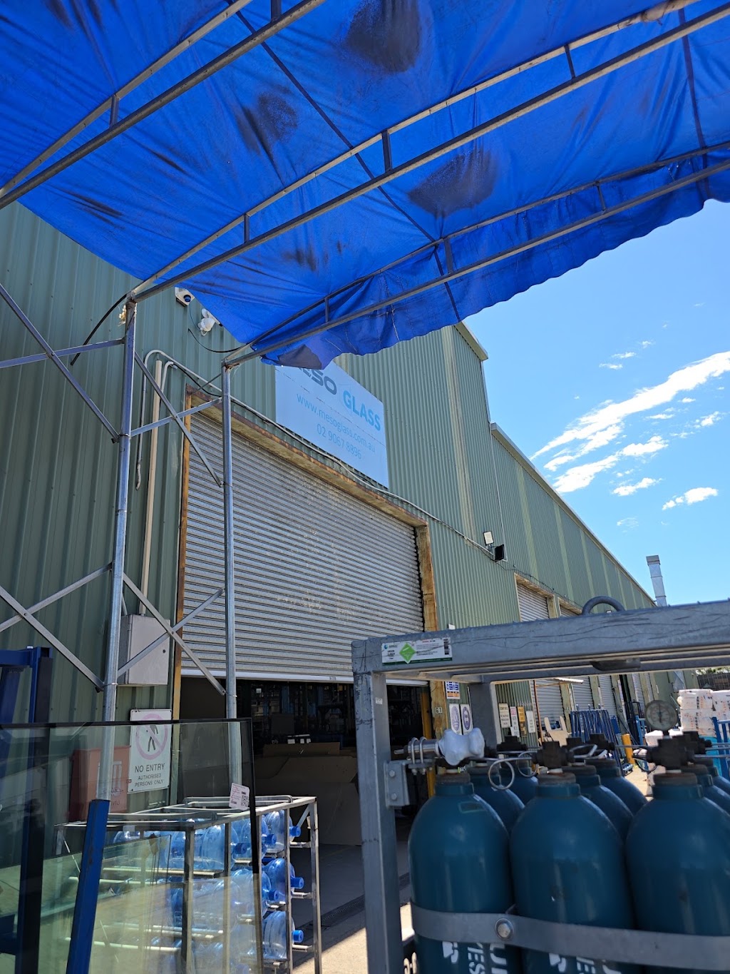 Meso Glass | Unit 1/1 Helles Ave, Moorebank NSW 2170, Australia | Phone: 1300 000 676