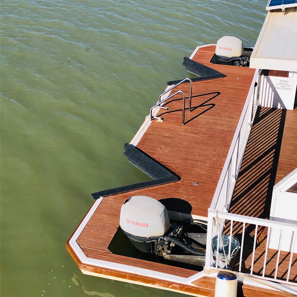 Kanandah Houseboat Holidays |  | Waters Marina, Pelican Dr, Mannum SA 5238, Australia | 0438877952 OR +61 438 877 952