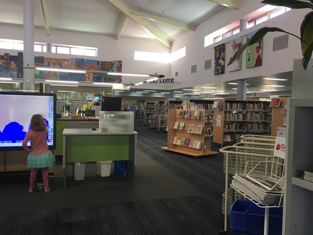 Woodvale Public Library | library | 5 Trappers Dr, Woodvale WA 6026, Australia | 0894004180 OR +61 8 9400 4180
