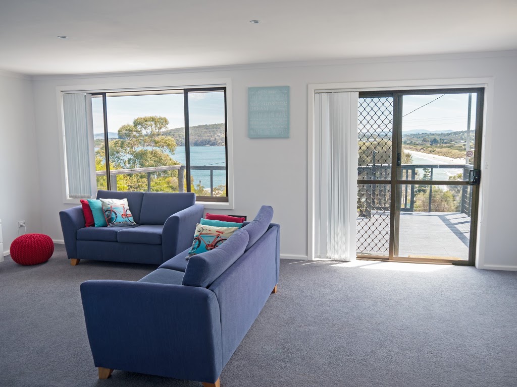 The Beach Escape @ Primrose Sands | lodging | 18 Grevillea St, Primrose Sands TAS 7173, Australia | 0411258819 OR +61 411 258 819