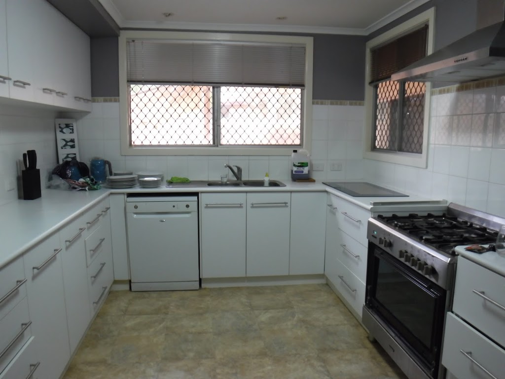 Meekatharra Outback Beach House | 12 Regan St, Meekatharra WA 6642, Australia | Phone: 0407 856 655