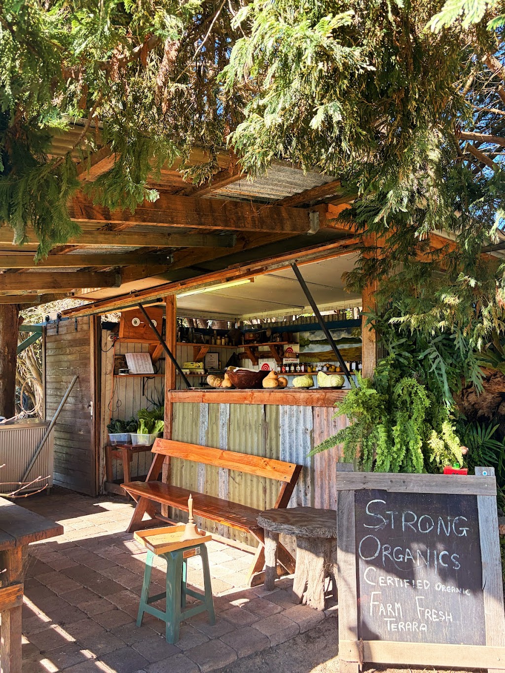 Strong Organics | 131 Millbank Rd, Terara NSW 2540, Australia | Phone: 0402 882 785