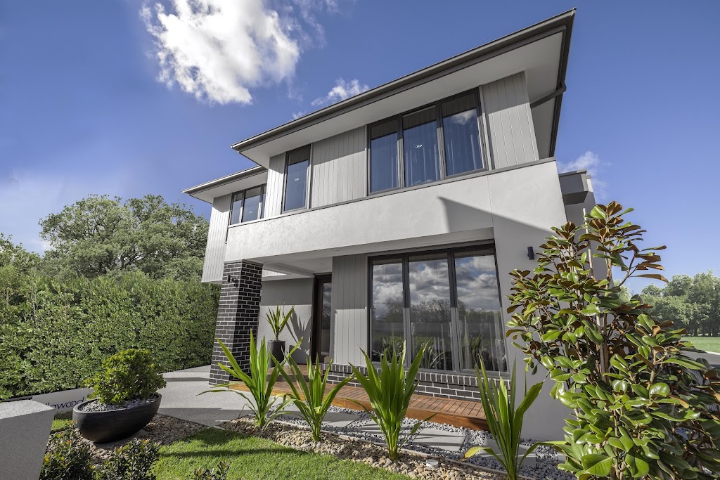 Simonds Alamora Display Centre - Tarneit | 18 Monferrato Ave, Tarneit VIC 3029, Australia | Phone: 0448 184 746