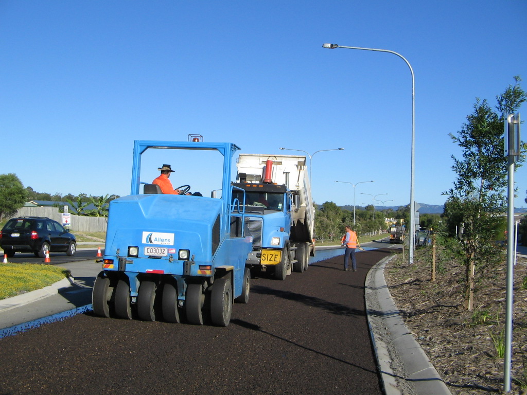 Allens Asphalt - Head Office / Depot | 34 Potassium St, Narangba QLD 4504, Australia | Phone: (07) 3203 1566