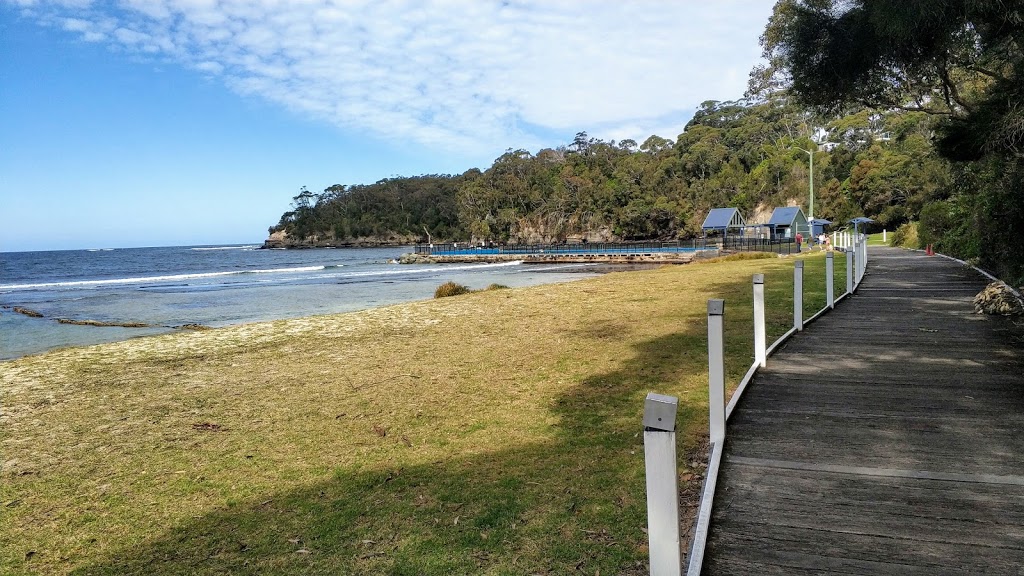 Ulladulla Sea Pool | Southern end of, Ulladulla Harbour, Ulladulla NSW 2539, Australia | Phone: (02) 4444 8811