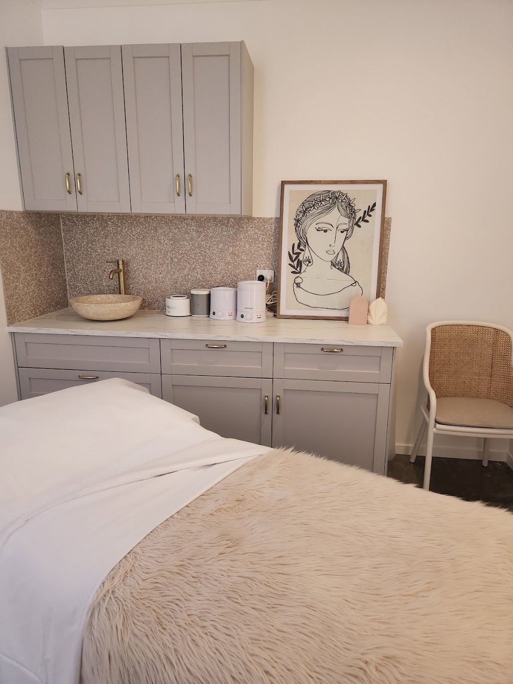 Skin Nation | 443 Doveton St N, Soldiers Hill VIC 3350, Australia | Phone: (03) 5333 3377