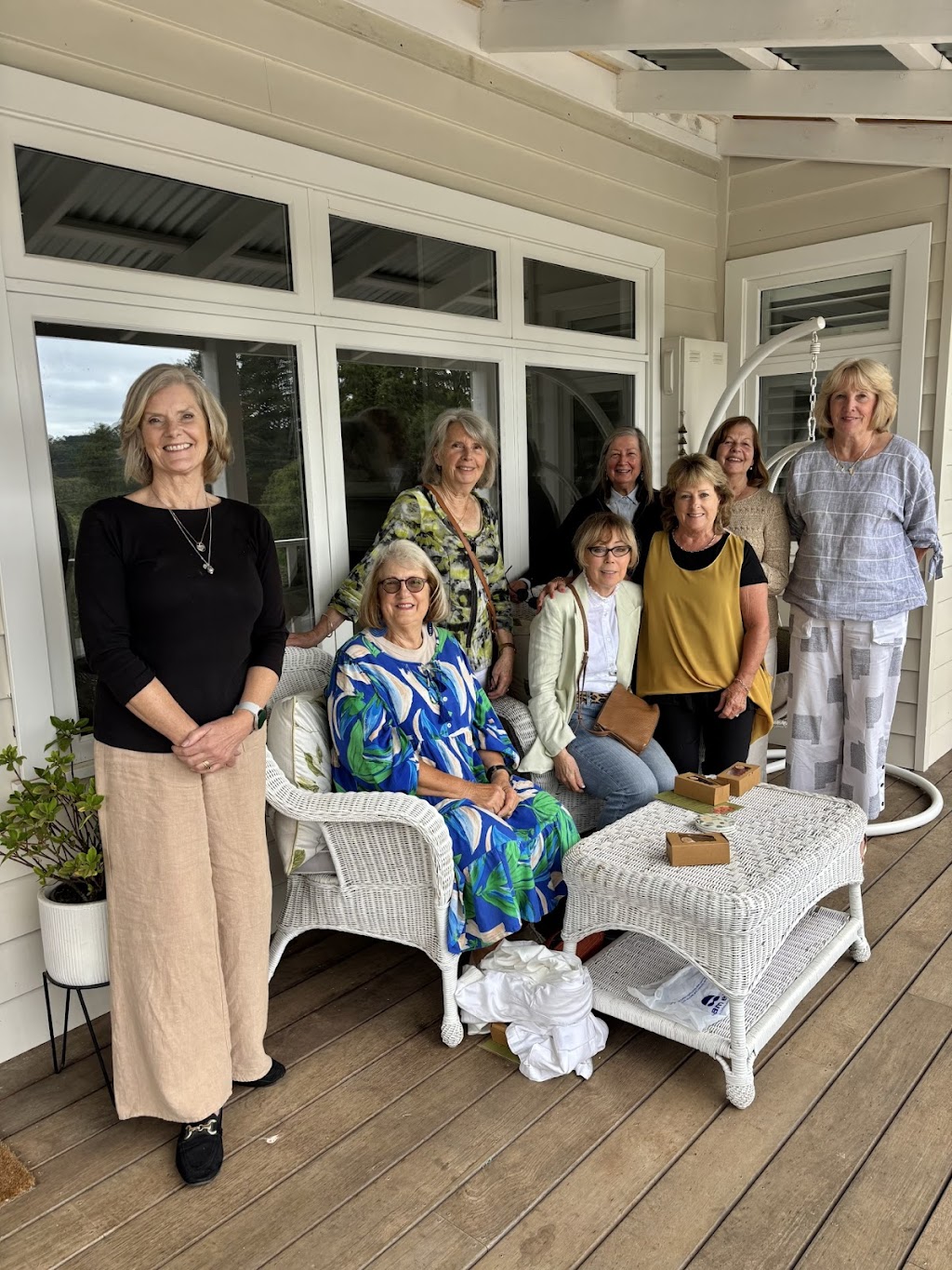 Gembrook Manor Bed & Breakfast / High Tea | 10 Gembrook-Launching Pl Rd, Gembrook VIC 3783, Australia | Phone: 0422 205 568