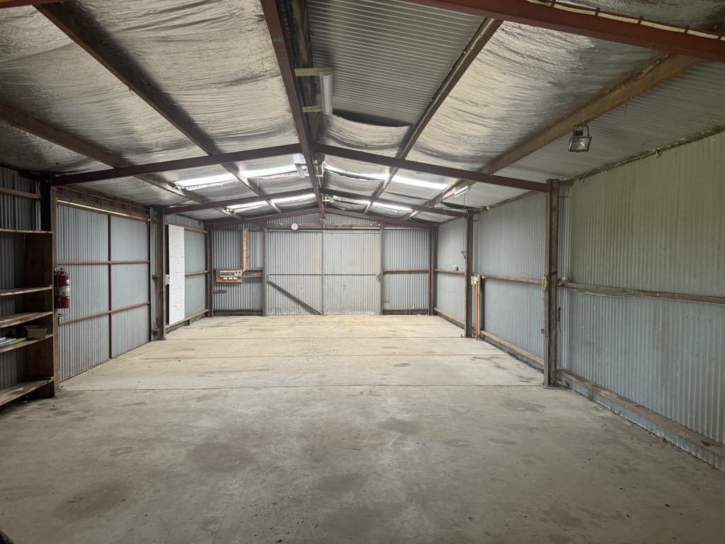 Latrobe Valley boat & caravan storage | 215 Guyatts Rd, Toongabbie VIC 3856, Australia | Phone: 0472 656 682