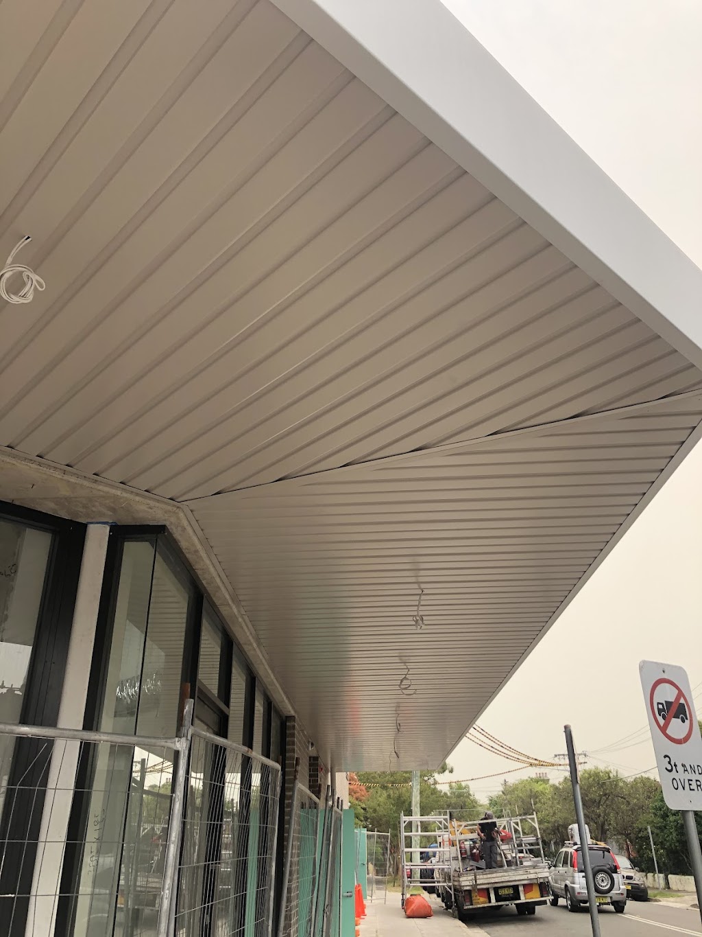 M&J Shop Awnings |  | 99 Hunter St, Condell Park NSW 2200, Australia | 0297902443 OR +61 2 9790 2443