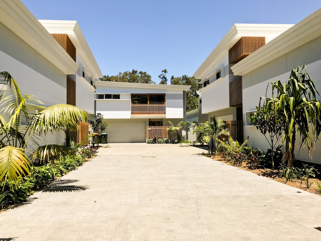 Fat Frog Beach Houses | lodging | 6 Shirley Ln, Byron Bay NSW 2481, Australia | 0266846052 OR +61 2 6684 6052