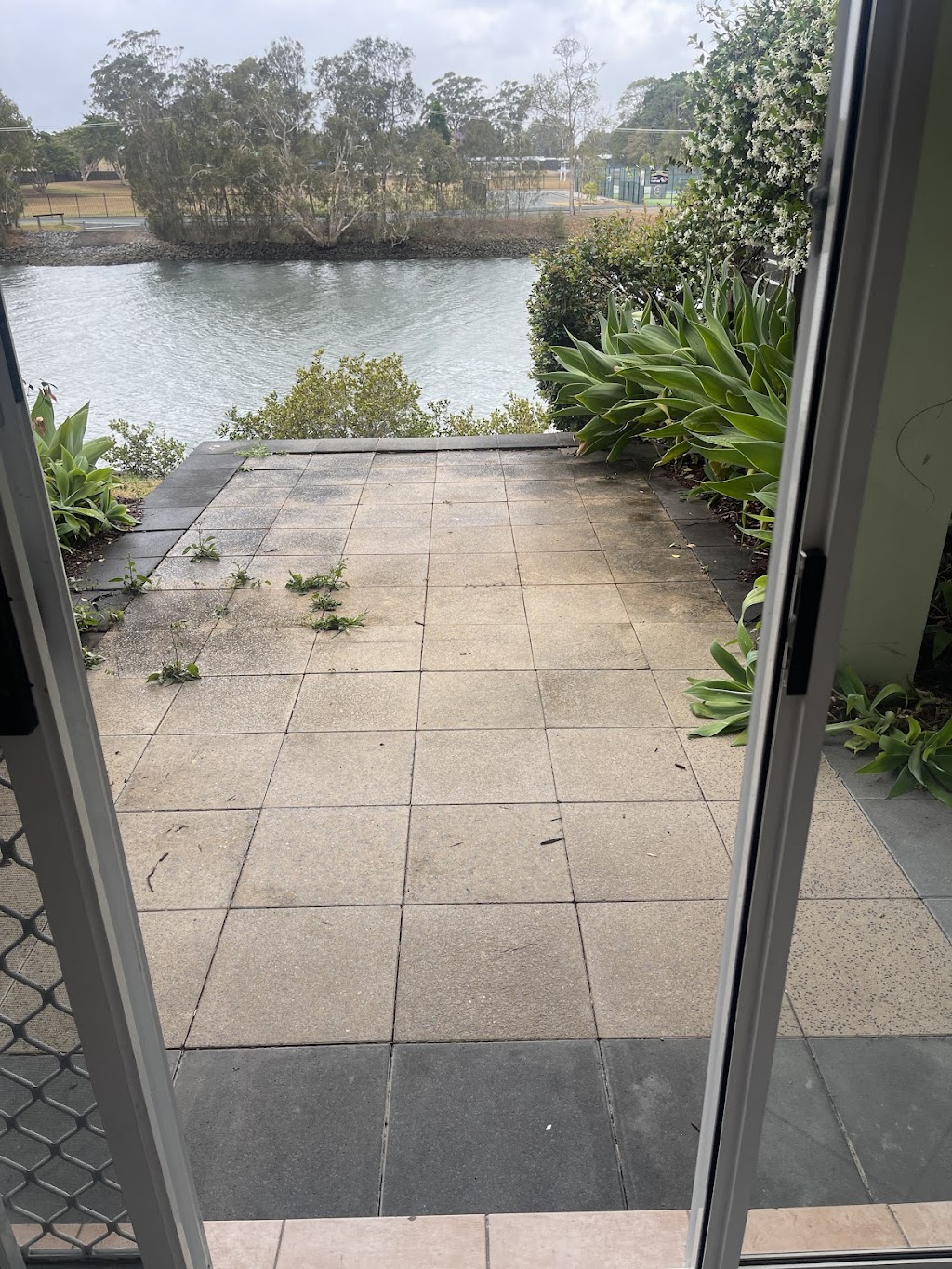J3 Built | 2 Nagel Ave, Miami QLD 4220, Australia | Phone: 0401 017 438